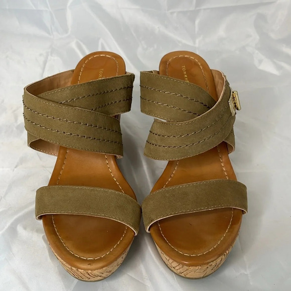 TOMMY HILFIGER Mili Platform Wedge Sandals Olive Green Suede Leather Gold 10 - Picture 4 of 13